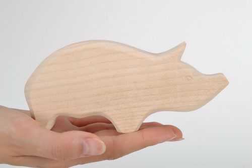 Figurine made from maple wood Pig - MADEheart.com