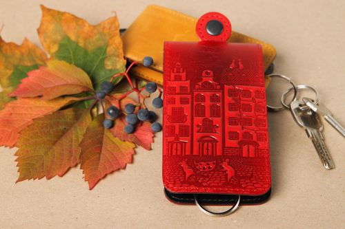 Unusual handmade leather key case red key holder handmade accessories ideas - MADEheart.com