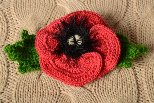 Designer Blume Haarspange handgemachter Schmuck Accessoire für Frauen handmade - MADEheart.com