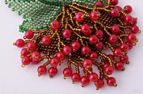 Beaded Necklace Guelder-Rose - MADEheart.com