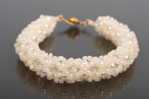 Bracelet perles rocaille Bijou fait main Accessoire femme perles blanches - MADEheart.com