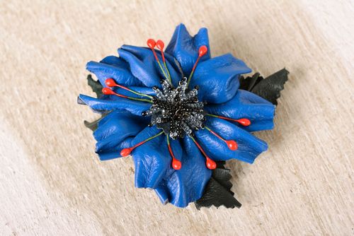 Handmade leather jewelry brooches and pins floral hair accessories gifts for her - MADEheart.com