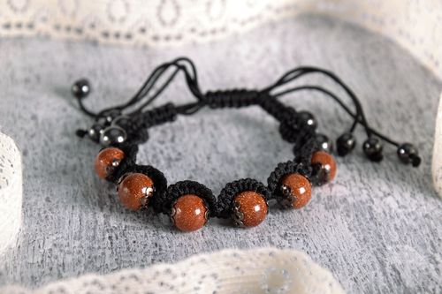 Bracciale con pietre naturali fatto a mano bigiotteria originale da donna - MADEheart.com