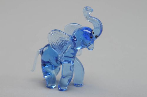 Figurine miniature en verre lampwork de créateur en forme déléphant faite main - MADEheart.com
