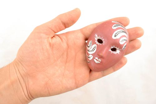 Maschera in argilla fatta a mano elemento decorativo dautore originale - MADEheart.com