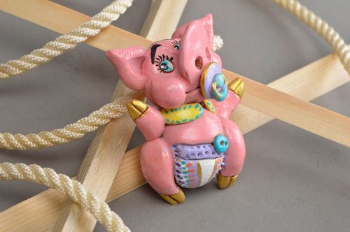 Figura de barro artesanal decoración de hogar regalo para amigos cerdito - MADEheart.com