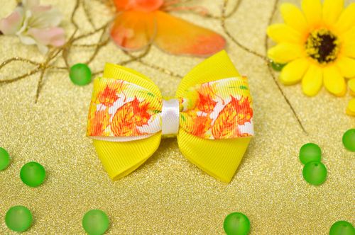 Élastique cheveux fait main Accessoire à cheveux Bijoux cheveux noeud jaune - MADEheart.com