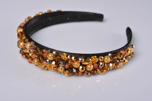 Diadema para el pelo ancha con cuentas y cristal hecha a mano - MADEheart.com