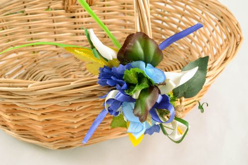 Boutonniere for Easter basket - MADEheart.com
