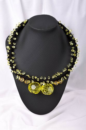 Damen Collier handgefertigt Schmuck Halskette Accessoire für Frauen schwarz  - MADEheart.com