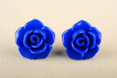 Handmade blue flower earrings designer stud earrings feminine jewelry - MADEheart.com