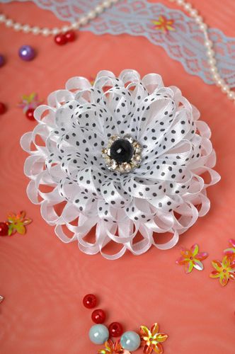 Stylish handmade flower scrunchie hair tie designer hair accessories for girls - MADEheart.com