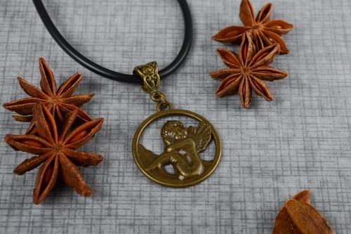 Frauen Accessoire Designer Schmuck Modeschmuck Anhänger handgemachter Schmuck  - MADEheart.com