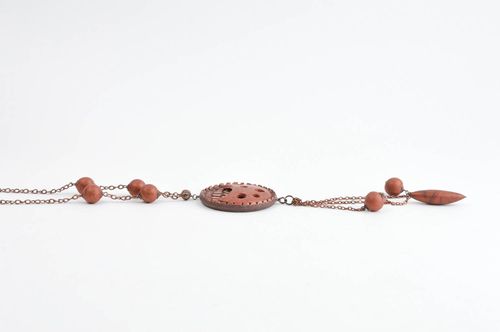 Collier pâte polymère Bijou fait main insolite marron Cadeau original pour femme - MADEheart.com