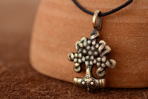 Pendentif en bronze fait main original Arbre de vie - MADEheart.com