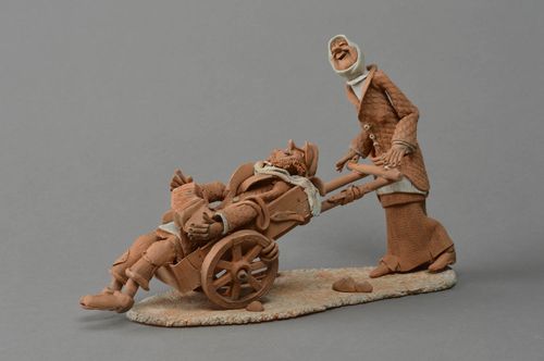 Figurine en céramique insolite faite main drôle souvenir Retour à la maison - MADEheart.com