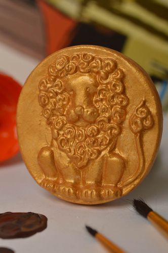 Löwe Kühlschrank Magnet handmade aus Gips Wohn Accessoire Deko für die Küche - MADEheart.com