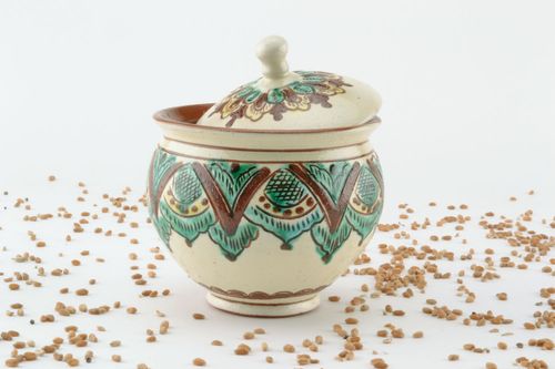Pote de cerâmica pintado artesanal com tampa  - MADEheart.com