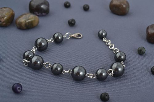 Beautiful handmade gemstone bracelet beaded bracelet designs fashion trends - MADEheart.com