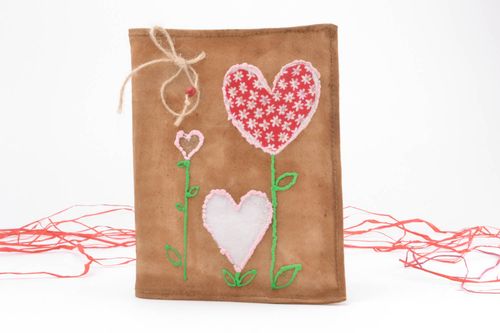 Bloc-notes fait main avec une couverture douce - MADEheart.com