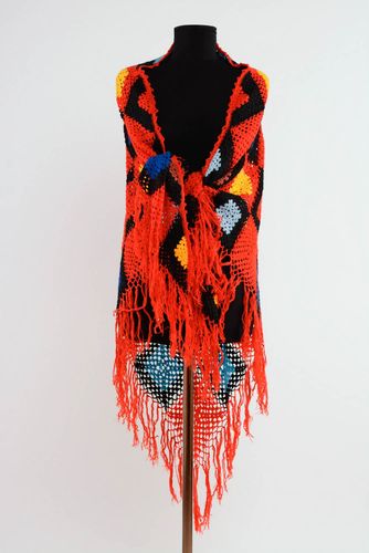 Crocheted cape - MADEheart.com