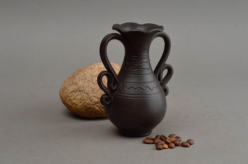 Dekorative Kanne aus Ton mit gebogenem Hals klein künstlerische Handarbeit toll - MADEheart.com