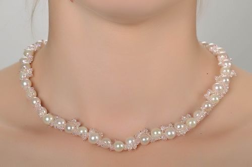 Colar de miçangas e pérolas artificiais  - MADEheart.com