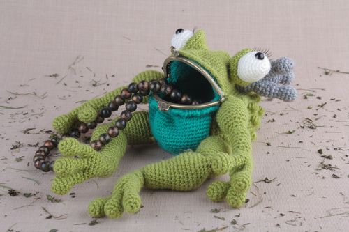 Brinquedo macio rã da princesa - MADEheart.com