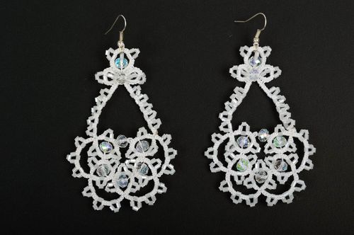 Pendientes hechos a mano de encaje con cristal bisutería fina regalo original  - MADEheart.com