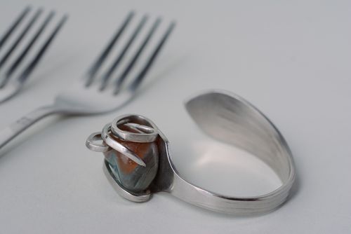 Handmade metal fork wrist bracelet with natural stone - MADEheart.com