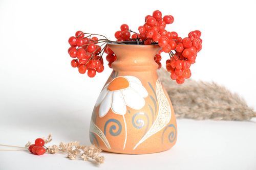 5 inches tall terracotta classic shape in floral style 1,9 lb - MADEheart.com