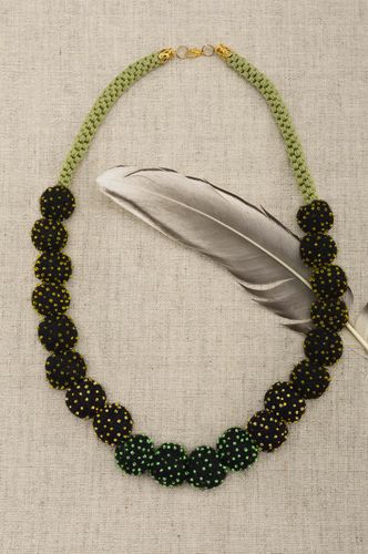 Handmade Makramee Schmuck Damen Collier Schmuck aus Filz einzigartig interessant - MADEheart.com