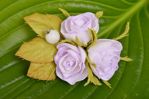 Handgemachte schöne lila Haarspange mit Blumen origineller Kopfschmuck  - MADEheart.com