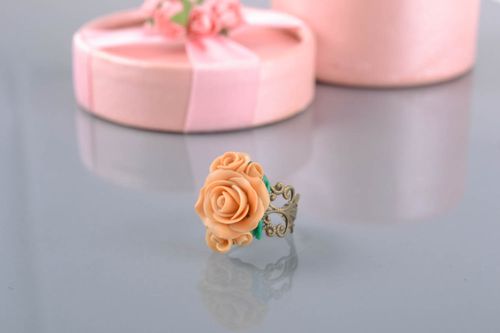 Beautiful unusual polymer clay floral ring - MADEheart.com