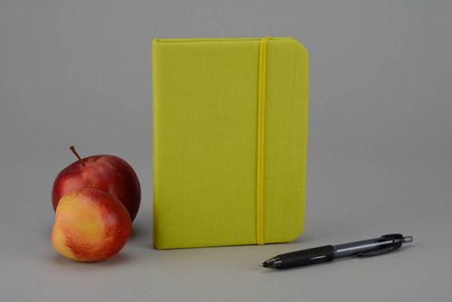 Flavored notebook with a dense cover - MADEheart.com