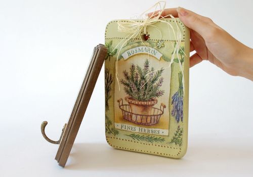 Planche à découper et patère serviettage - MADEheart.com