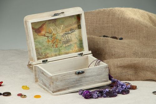 Wooden box in Provence style - MADEheart.com