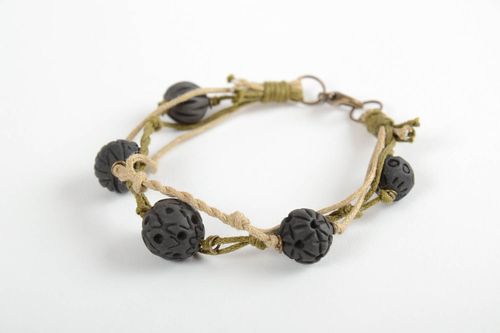 Bracelet céramique Bijou fait main avec perles rondes fin Accessoire femme - MADEheart.com