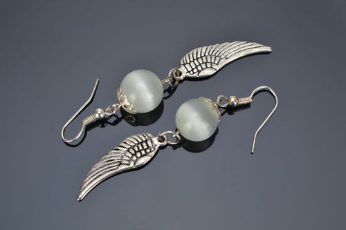 Earrings with cats eye Wings - MADEheart.com