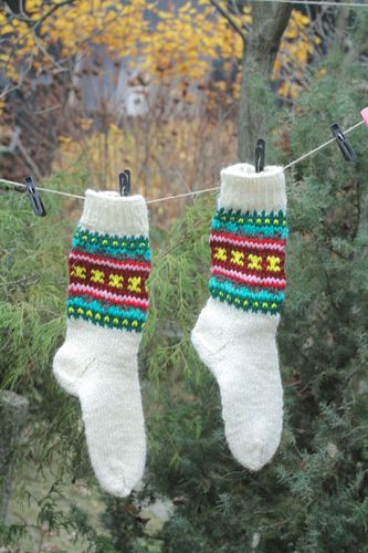 Knitted woolen socks - MADEheart.com