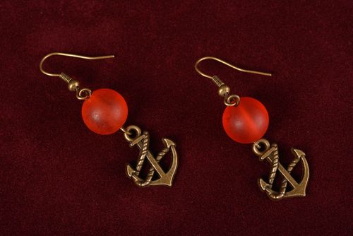 Orecchini di metallo fatti a mano lunghi accessorio originale bello da donna - MADEheart.com