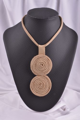 Damen Anhänger handmade Leder Schmuck Halskette mit Anhänger Geschenke Idee - MADEheart.com