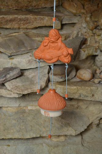 Campana de cerámica hecha a mano para decoración del hogar - MADEheart.com