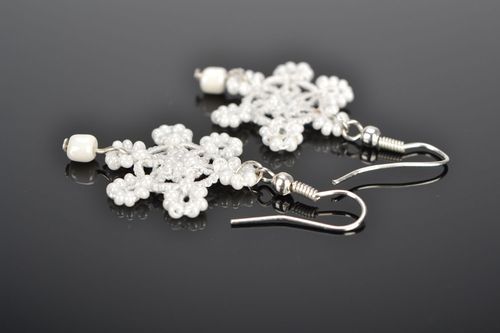 Earrings made using tatting technique Snowflakes - MADEheart.com