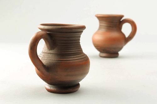 Tasse en argile rouge faite à main - MADEheart.com