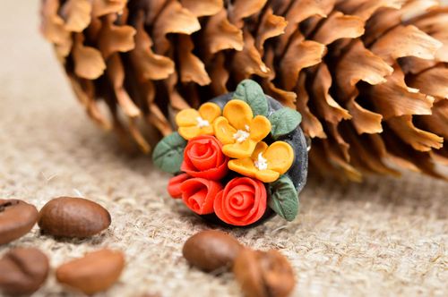 Handmade flower brooch pin plastic brooch jewelry handmade accessories - MADEheart.com