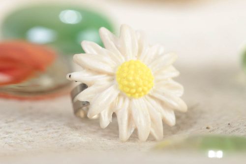 Handmade polymer clay chamomile flower ring on metal basis of adjustable size - MADEheart.com