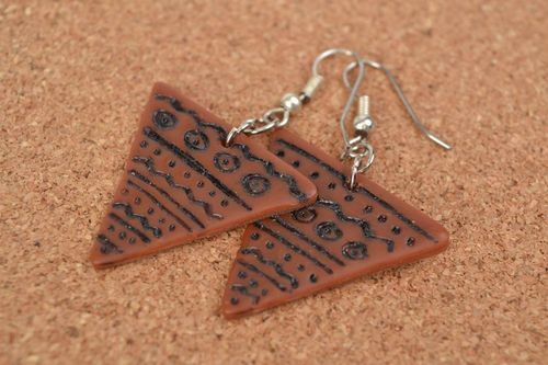 Handmade triangular earrings with charms made of polymer clay with pattern - MADEheart.com