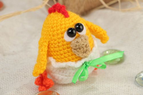 Handmade crochet soft toy yellow chicken created with acrylic threads - MADEheart.com