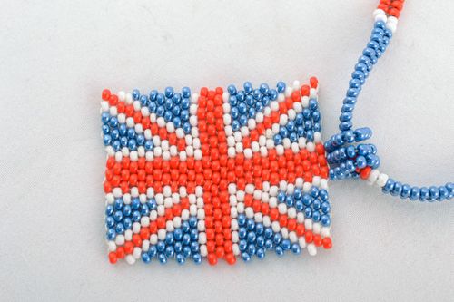 Pendentif en perles de rocaille fait main Grande-Bretagne - MADEheart.com